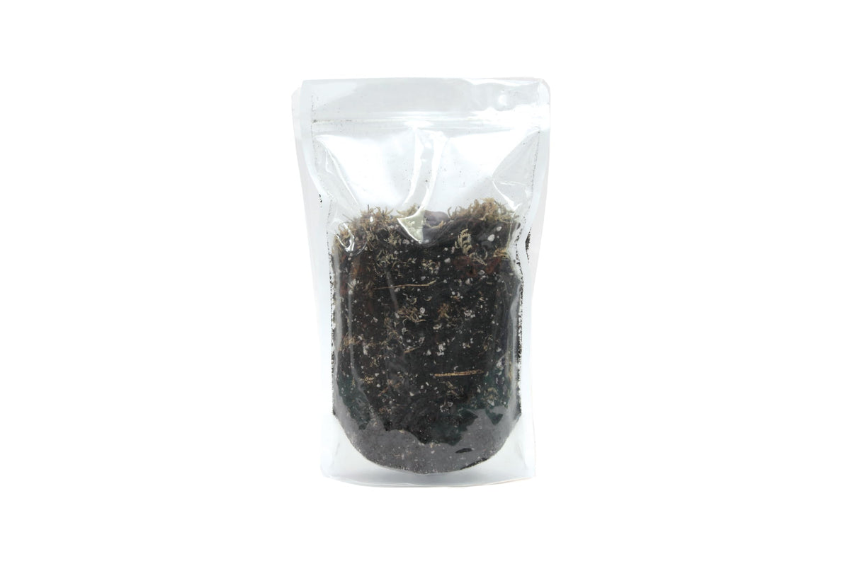 GardenNova's Expert Blend for Peace Lilies: Premium Organic Compost, Bark, Perlite, Charcoal, Sphagnum Ideal for Indoor Plants - [3-Liters Bag]