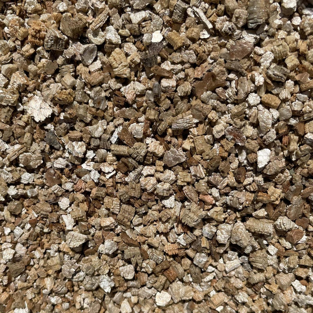 Horticultural Organic Vermiculite - Medium Grade - Natural Soil Additive for Potted Plants - Orchids - Hydroponics - Terrariums 20 Liters (4 Bags of 5 Liters)
